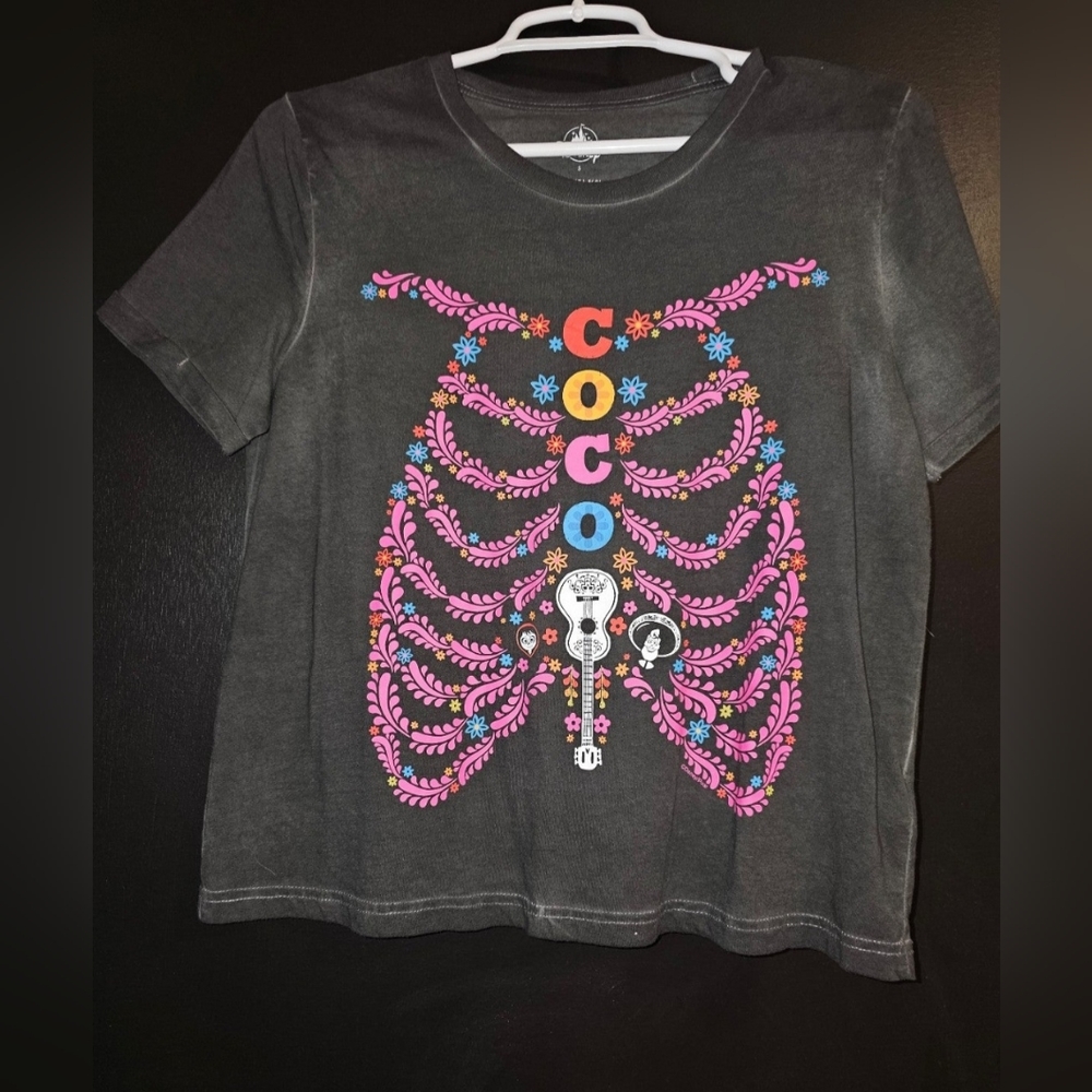Disney COCO crop tshirt small